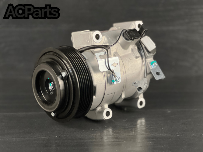 Компрессор кондиционера 883200K540 Toyota Fortuner