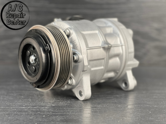 Компрессор кондиционера 7945819-01 BMW 5 G30/G31, 6 GT G32, 7 G11/G12