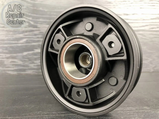 Муфта компрессора кондиционера BMW 1 E81/E87/E88, 3 E90/E91/E92, X1 E84